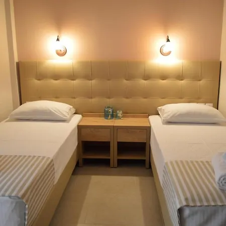 Giannas House Aparthotel Sarti